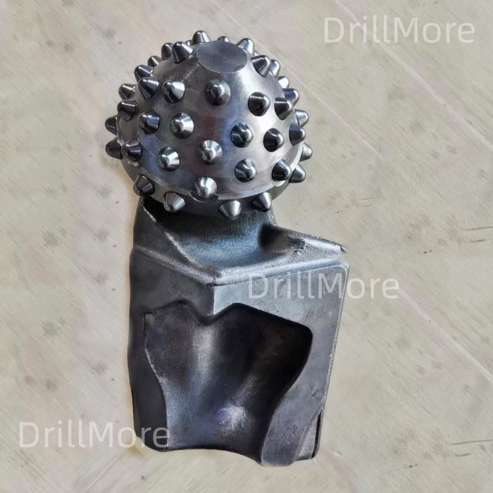 Roller bit for hard rock drilling in piling work